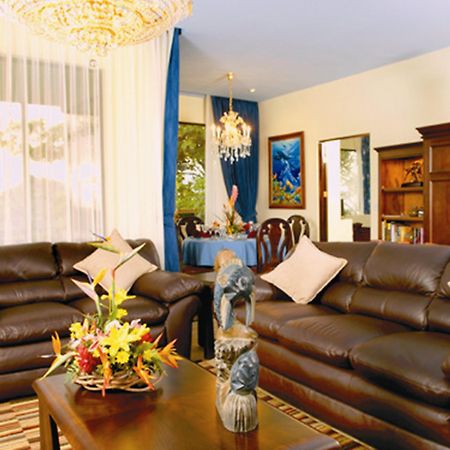 La Mansion Inn مانويل أنطونيو المظهر الخارجي الصورة