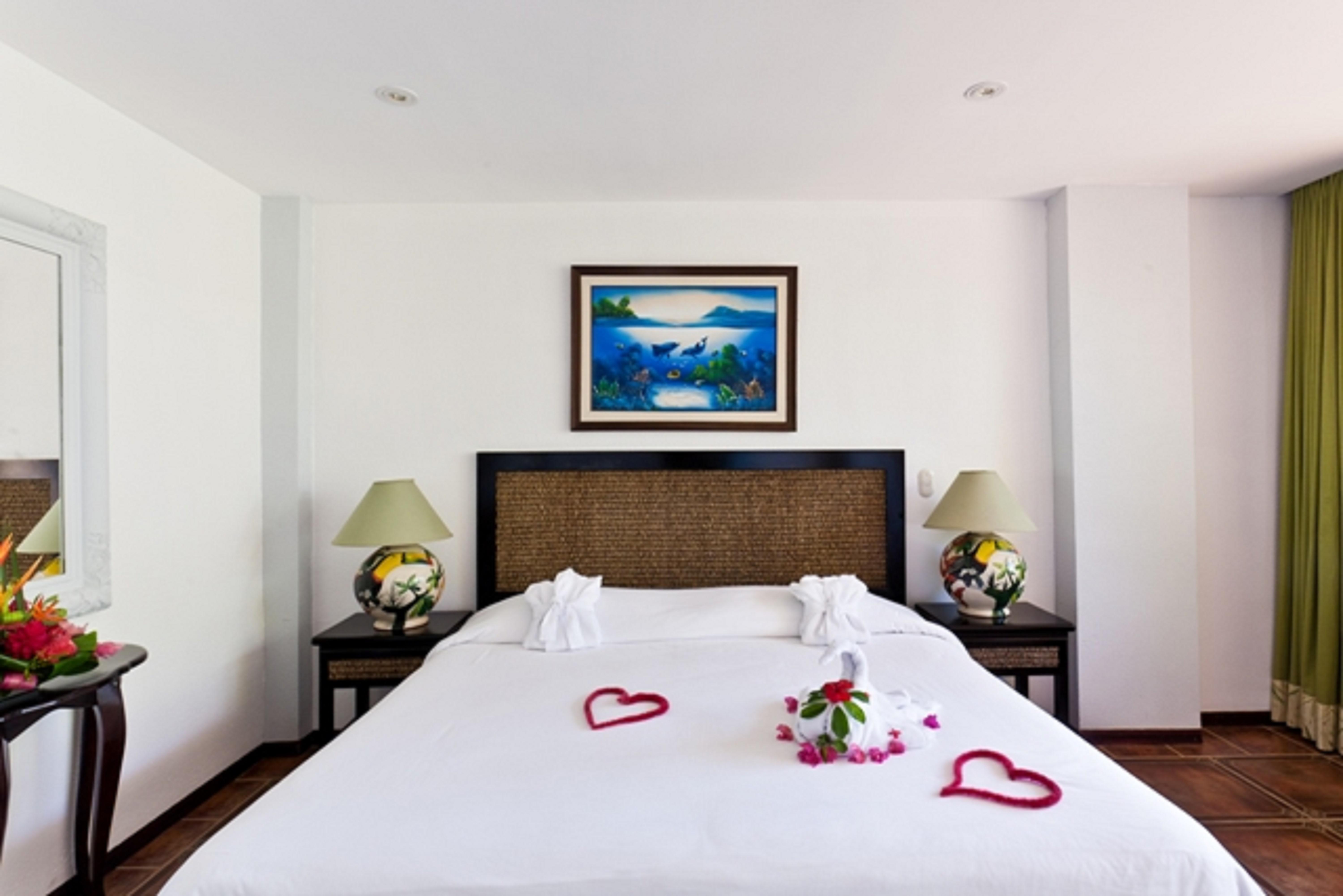 La Mansion Inn مانويل أنطونيو المظهر الخارجي الصورة