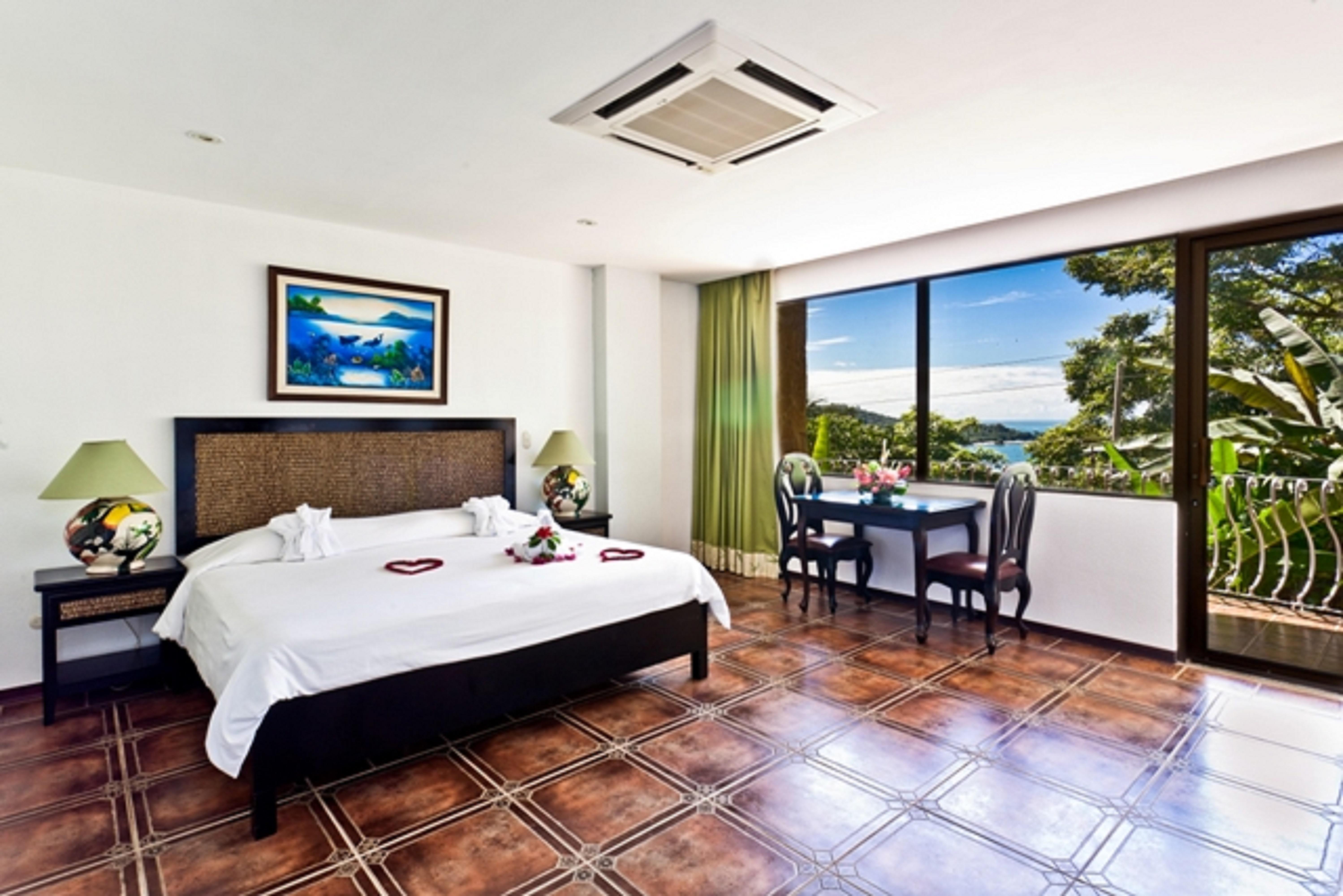 La Mansion Inn مانويل أنطونيو المظهر الخارجي الصورة