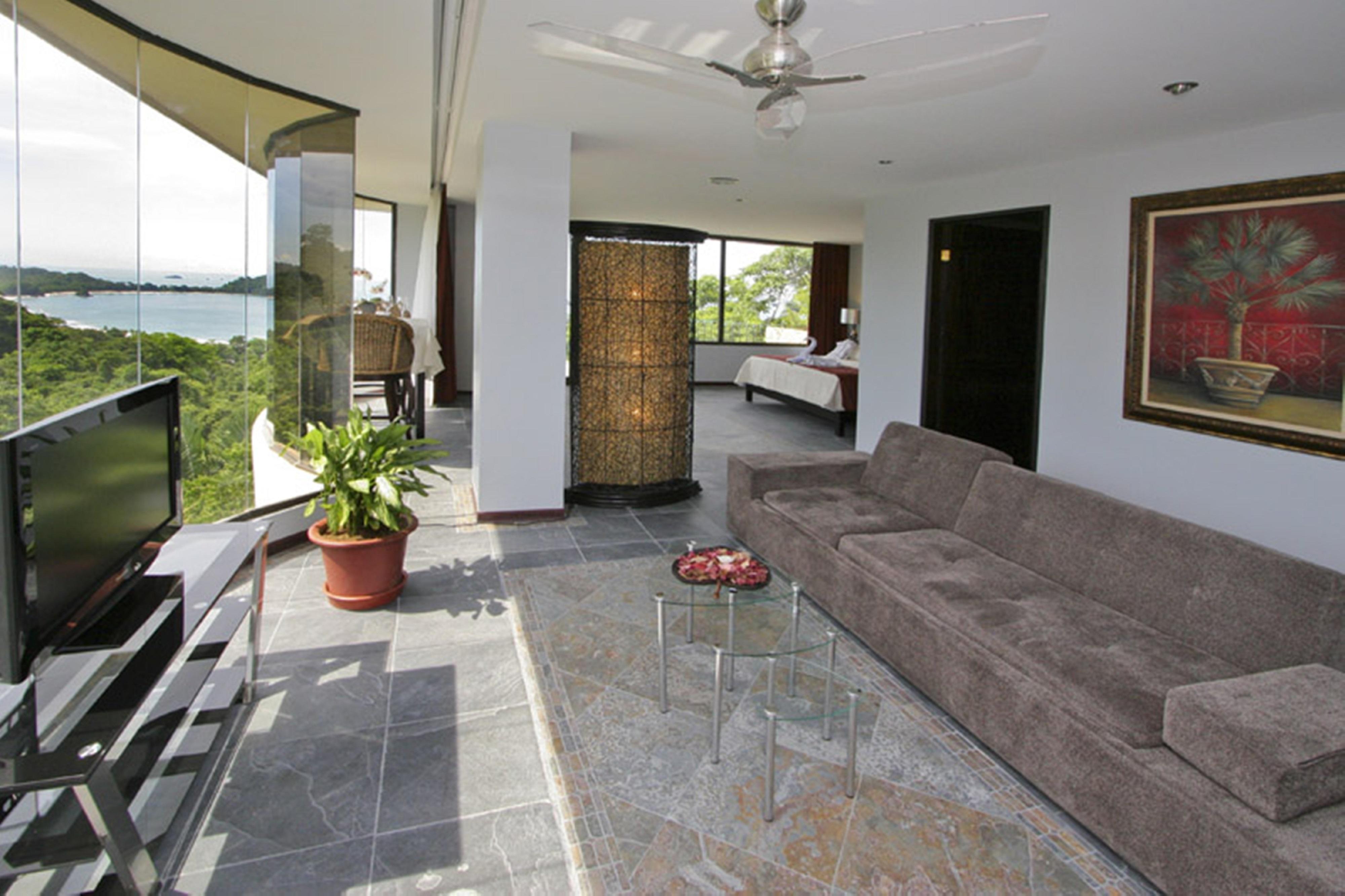 La Mansion Inn مانويل أنطونيو المظهر الخارجي الصورة