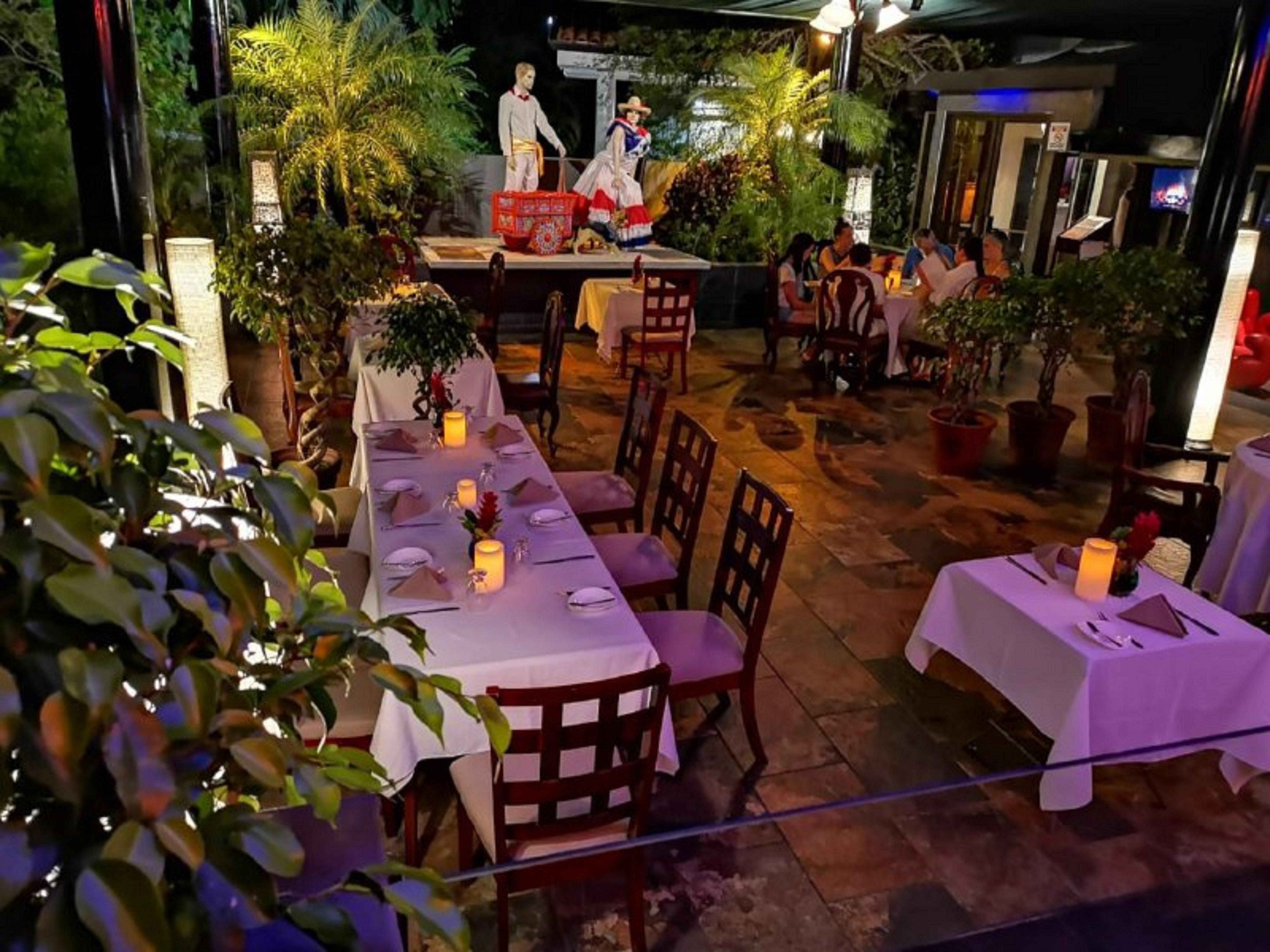 La Mansion Inn مانويل أنطونيو المظهر الخارجي الصورة